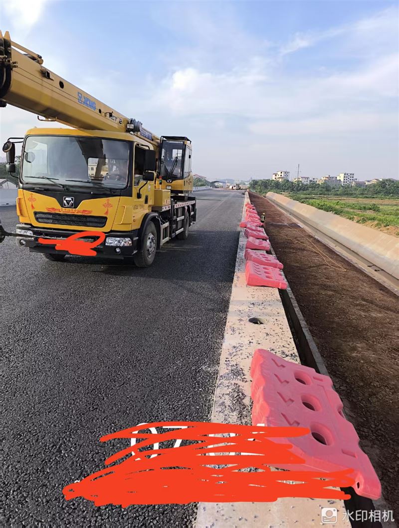 个人一手车。原车原漆。